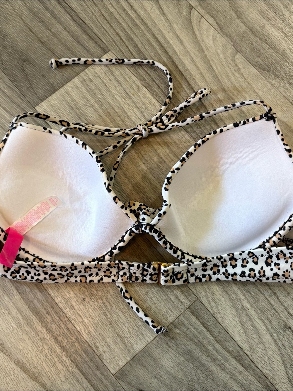 Victoria’s Secret Leopard Print Bikini Top - Picture 3 of 4